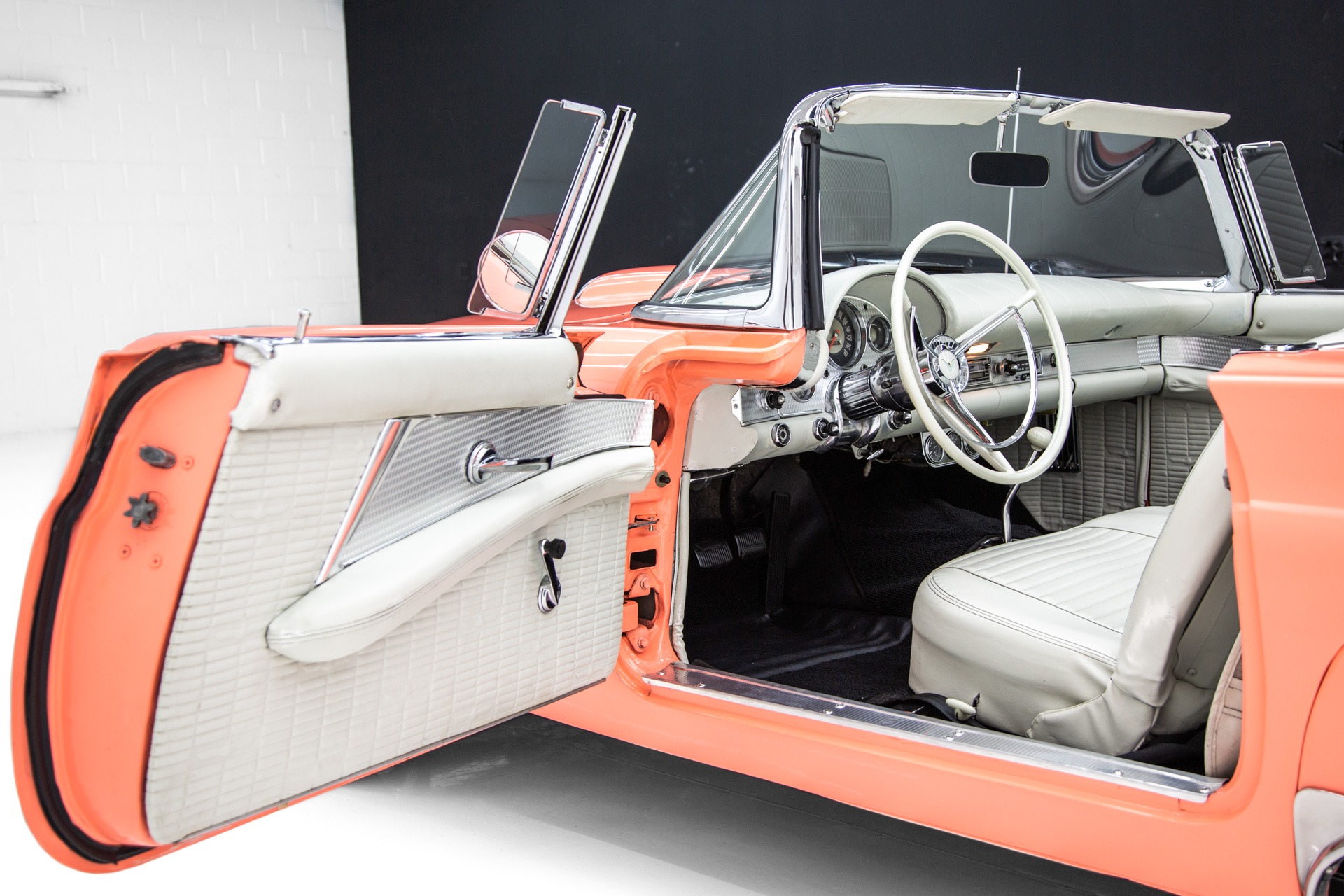 Used 1957 Ford Thunderbird Coral Sand 312 Port hole | St. Petersburg, FL