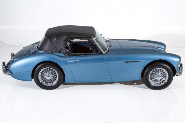 For Sale Used 1964 Austin-Healey 3000 Mark II BJ7 Low Miles | American Dream Machines Des Moines IA 50309