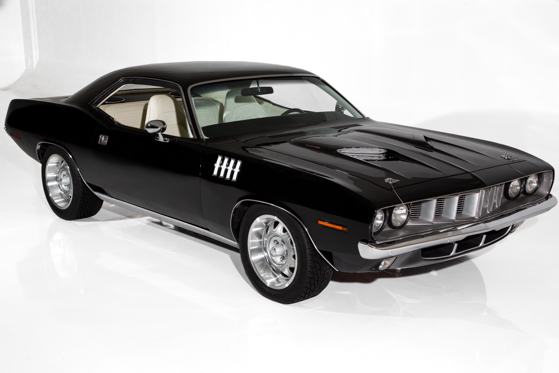 For Sale Used 1971 Plymouth Barracuda Black 340 4-Speed | American Dream Machines Des Moines IA 50309