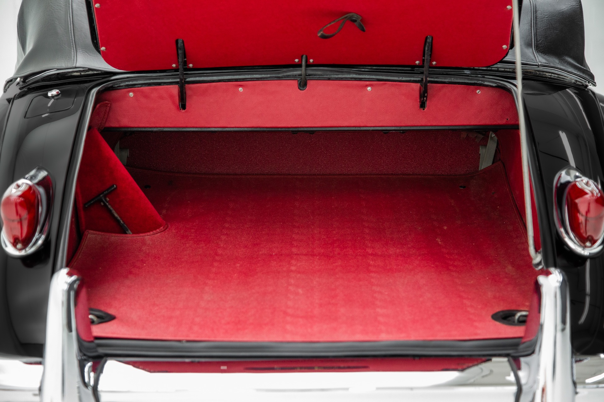 Used 1959 Jaguar XK150 Rare Black & Red Drop Head Coupe | St. Petersburg, FL