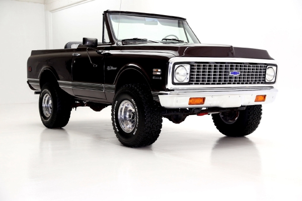 For Sale Used 1972 Chevrolet K5 Blazer Black Cherry, 4x4 Houndstooth | American Dream Machines Des Moines IA 50309