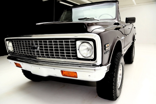 For Sale Used 1972 Chevrolet K5 Blazer Black Cherry, 4x4 Houndstooth | American Dream Machines Des Moines IA 50309