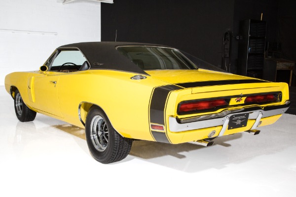 For Sale Used 1970 Dodge Charger 440 6-Pack PS PB Rotisserie Car | American Dream Machines Des Moines IA 50309