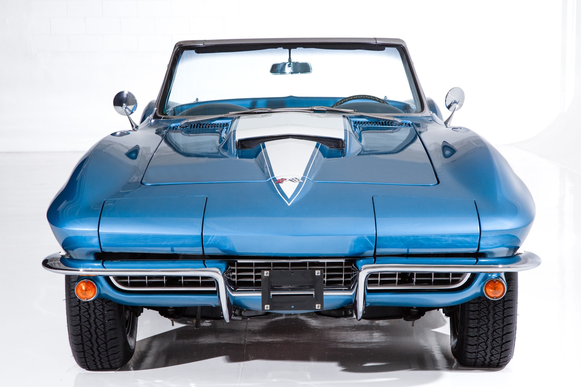 For Sale Used 1967 Chevrolet Corvette L71  427/435hp Tri-Power | American Dream Machines Des Moines IA 50309