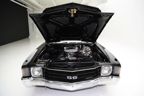 For Sale Used 1972 Chevrolet Chevelle convertible Black 454ci 4-speed | American Dream Machines Des Moines IA 50309