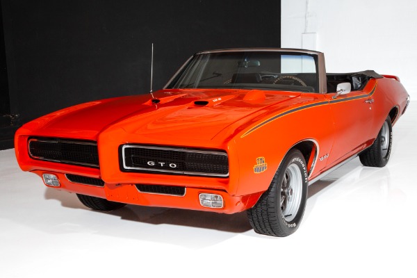 For Sale Used 1969 Pontiac GTO Hidden Headlights 4-speed PHS | American Dream Machines Des Moines IA 50309