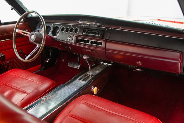 For Sale Used 1968 Dodge Charger Auto Buckets Console #s Match | American Dream Machines Des Moines IA 50309