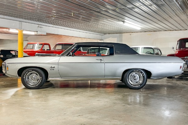 For Sale Used 1969 Chevrolet Caprice Custom Silver Survivor, Blue Bucket Seats Hideaway Headlights 396 Auto  PS PB AC | American Dream Machines Des Moines IA 50309