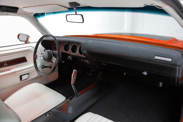 For Sale Used 1972 Dodge Challenger Pistol Grip, Rally Gauges | American Dream Machines Des Moines IA 50309