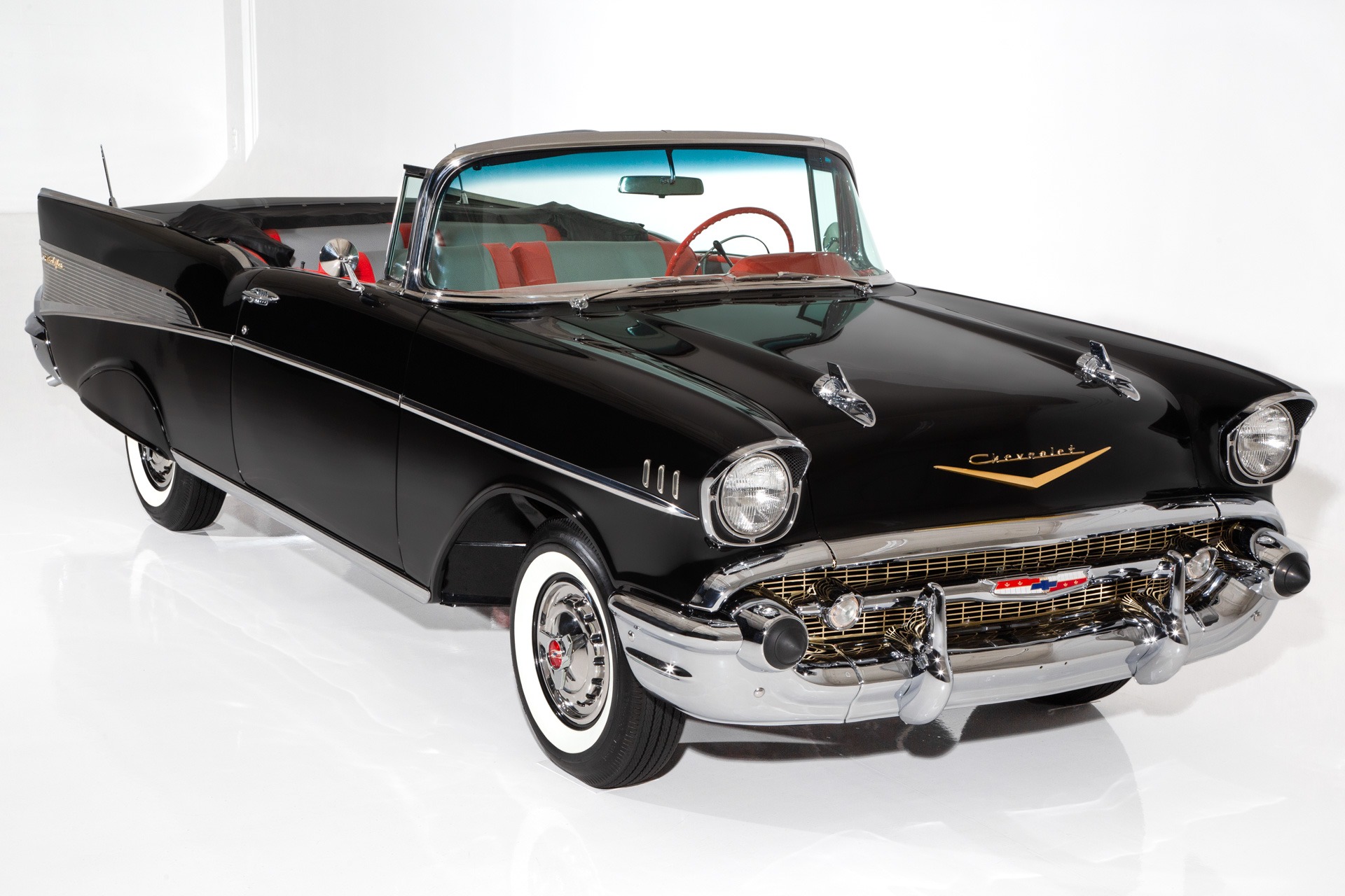 For Sale Used 1957 Chevrolet Bel Air Frame-Off Batwing Auto PS PB | American Dream Machines Des Moines IA 50309