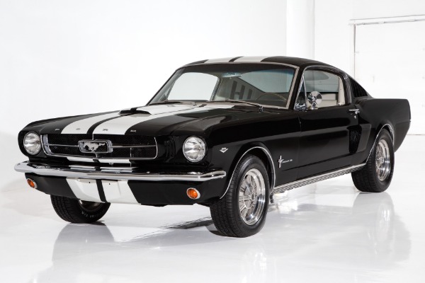 For Sale Used 1965 Ford Mustang Black & White 4-Spd PS PW Disc AC | American Dream Machines Des Moines IA 50309