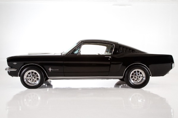 For Sale Used 1965 Ford Mustang Black & White 4-Spd PS PW Disc AC | American Dream Machines Des Moines IA 50309