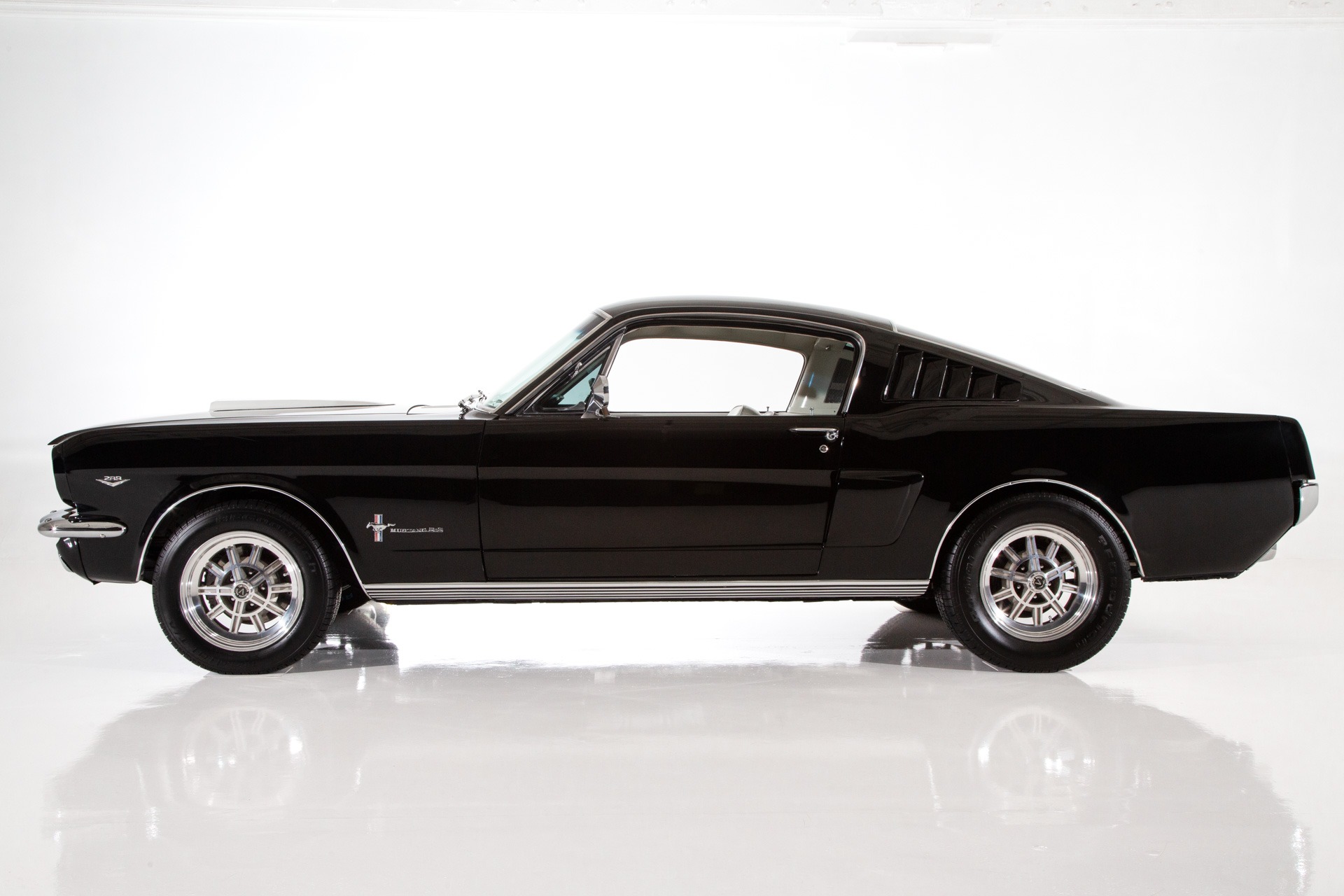 Used 1965 Ford Mustang Black & White 4-Spd PS PW Disc AC | St. Petersburg, FL