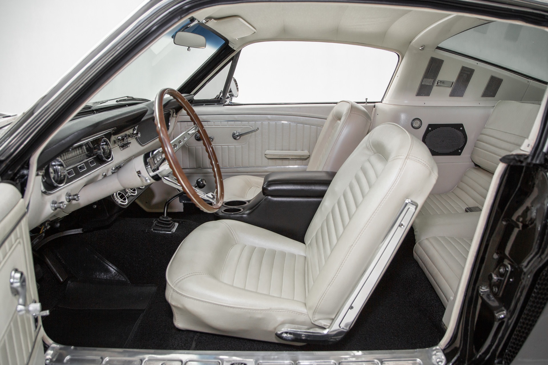 Used 1965 Ford Mustang Black & White 4-Spd PS PW Disc AC | St. Petersburg, FL
