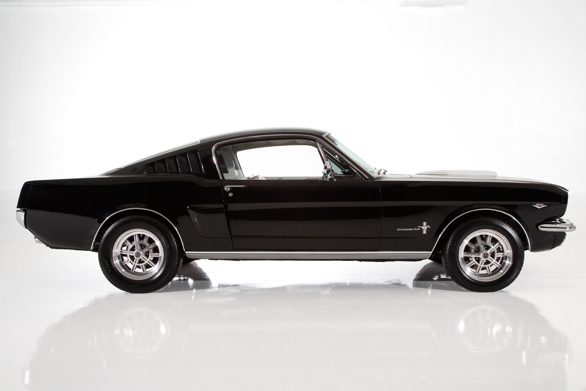 Used 1965 Ford Mustang Black & White 4-Spd PS PW Disc AC | St. Petersburg, FL