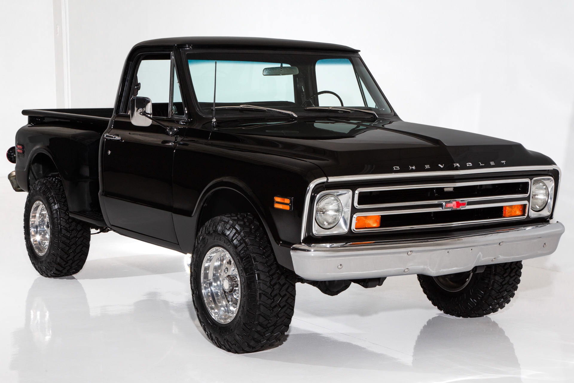 For Sale Used 1968 Chevrolet Pickup 4x4 Shortbox 350ci Auto PB PS | American Dream Machines Des Moines IA 50309