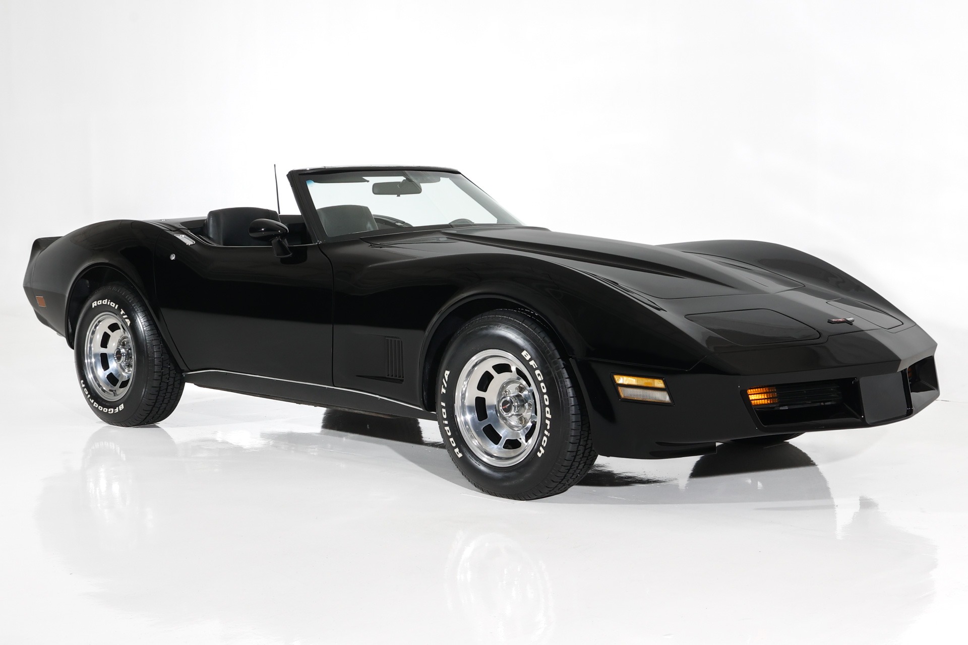 For Sale Used 1981 Chevrolet Corvette Convertible 4-Spd New Paint | American Dream Machines Des Moines IA 50309