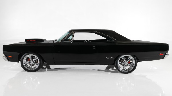 For Sale Used 1969 Plymouth GTX 440, 8-Pac 4-Wheel PDB, PS Chrome | American Dream Machines Des Moines IA 50309