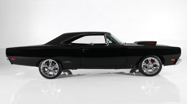 For Sale Used 1969 Plymouth GTX 440, 8-Pac 4-Wheel PDB, PS Chrome | American Dream Machines Des Moines IA 50309