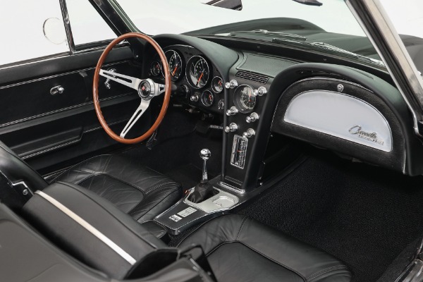For Sale Used 1965 Chevrolet Corvette True Black Car 4-Speed PB AC | American Dream Machines Des Moines IA 50309