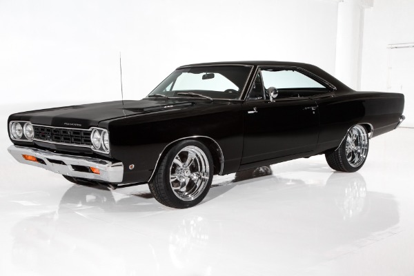 For Sale Used 1968 Plymouth Roadrunner 440, 6-Pac, 727 PS, PDB | American Dream Machines Des Moines IA 50309