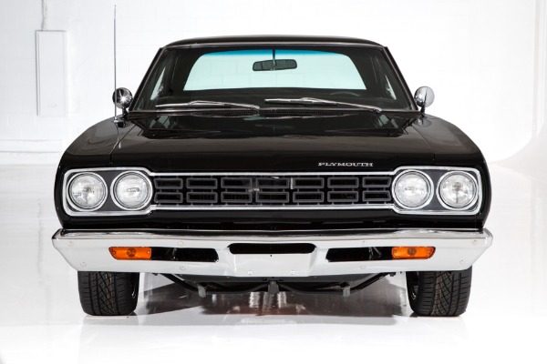 For Sale Used 1968 Plymouth Roadrunner 440, 6-Pac, 727 PS, PDB | American Dream Machines Des Moines IA 50309