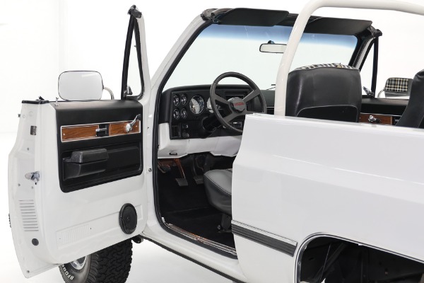 For Sale Used 1975 Chevrolet Blazer 4x4 350 4-Speed, PS  PB AC | American Dream Machines Des Moines IA 50309