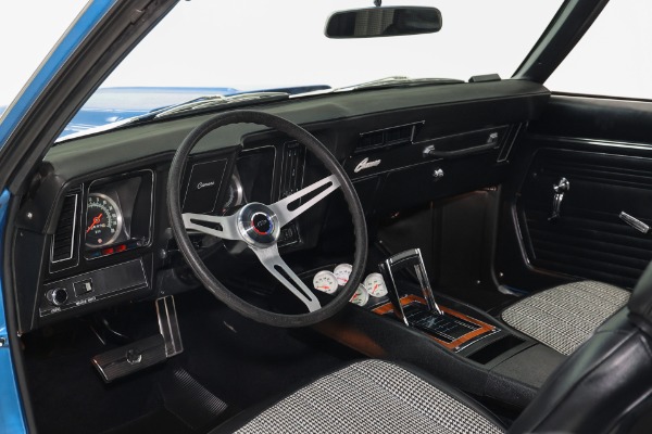 For Sale Used 1969 Chevrolet Camaro RS/SS, 468ci, Auto, PS, PB AC | American Dream Machines Des Moines IA 50309