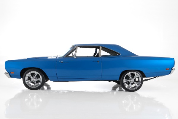 For Sale Used 1969 Plymouth Roadrunner B5 Blue 383, Hemi 4-Speed | American Dream Machines Des Moines IA 50309