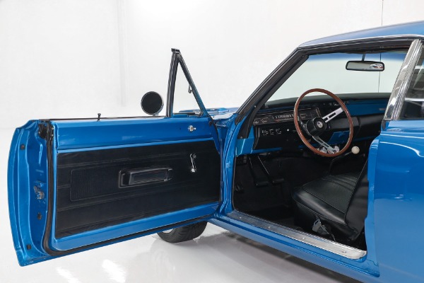 For Sale Used 1969 Plymouth Roadrunner B5 Blue 383, Hemi 4-Speed | American Dream Machines Des Moines IA 50309