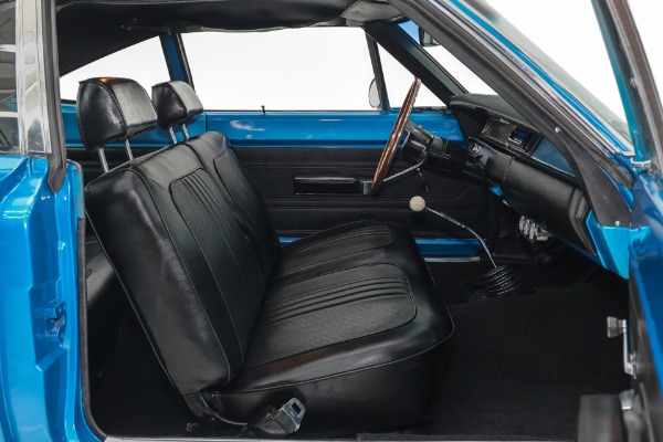 For Sale Used 1969 Plymouth Roadrunner B5 Blue 383, Hemi 4-Speed | American Dream Machines Des Moines IA 50309