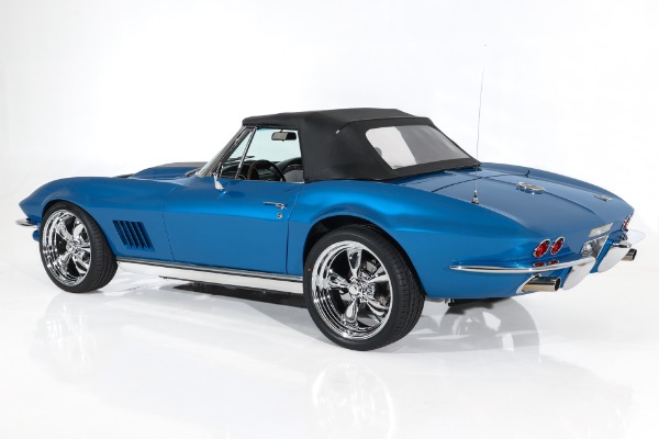 For Sale Used 1967 Chevrolet Corvette Wide Body 4-Speed Chrome | American Dream Machines Des Moines IA 50309