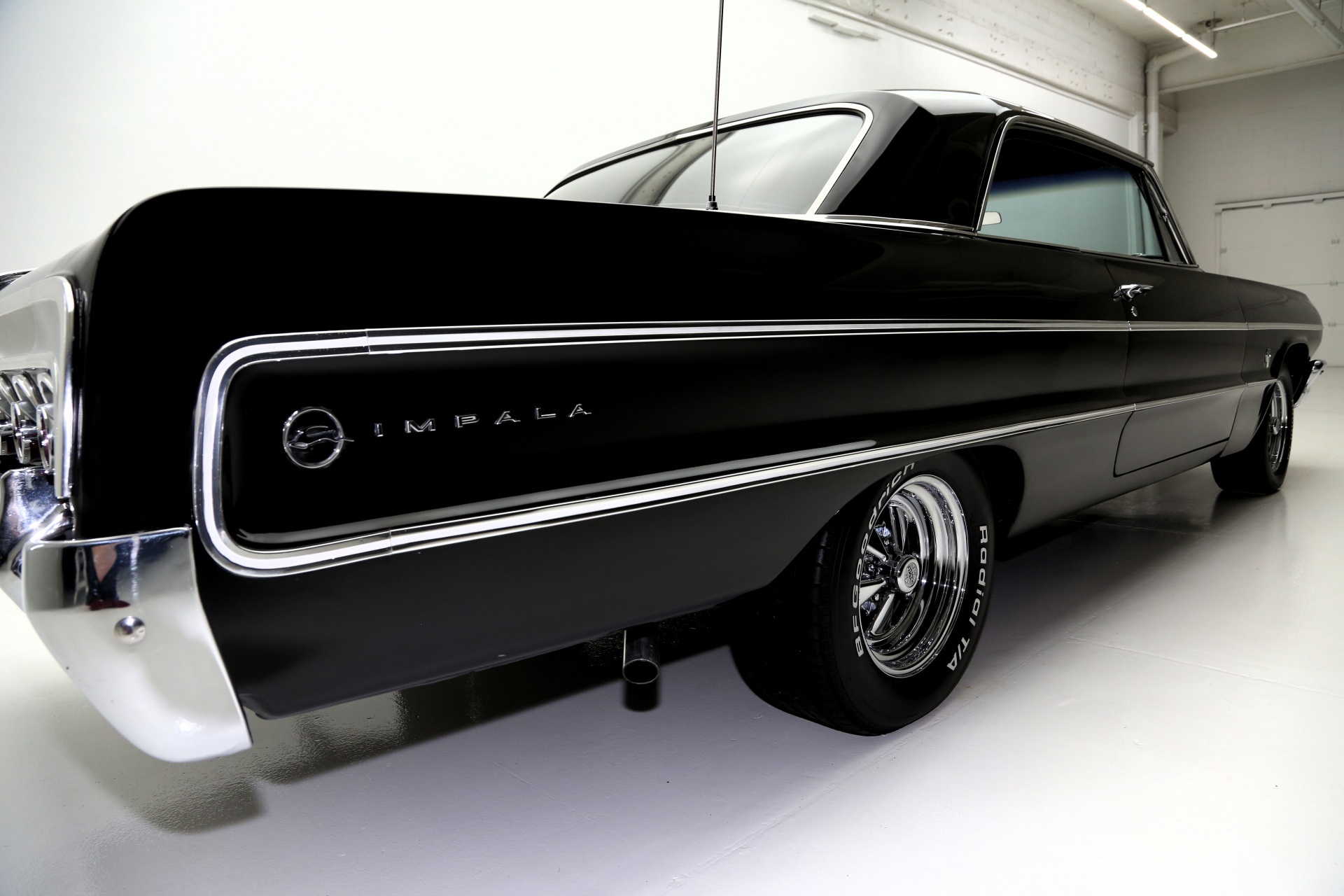 For Sale Used 1964 Chevrolet Impala black 409 5-speed Dana | American Dream Machines Des Moines IA 50309