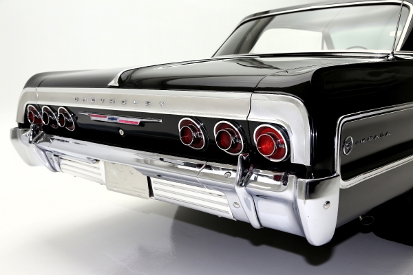 For Sale Used 1964 Chevrolet Impala black 409 5-speed Dana | American Dream Machines Des Moines IA 50309