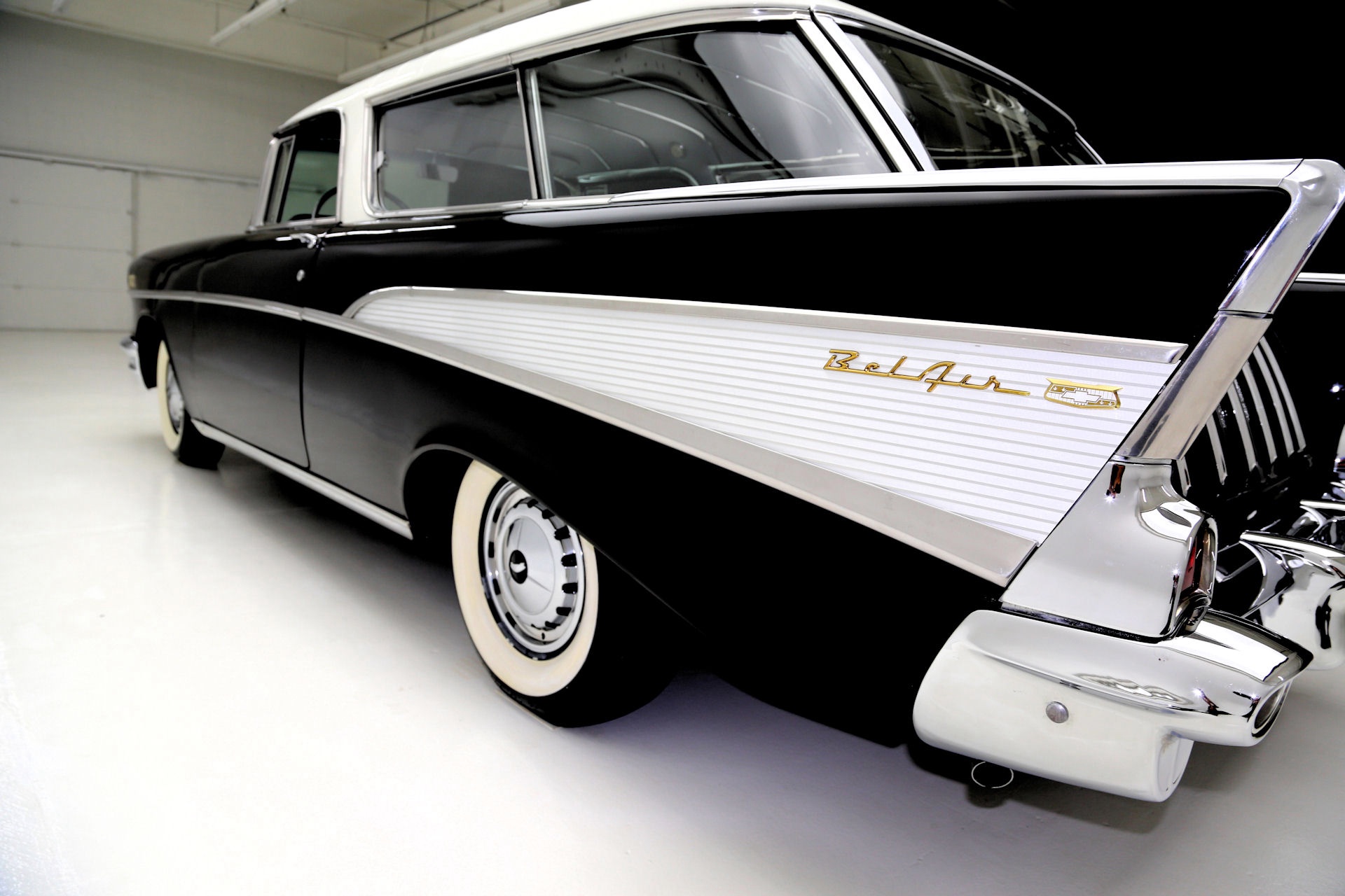 For Sale Used 1957 Chevrolet Nomad Onyx Black, very original | American Dream Machines Des Moines IA 50309