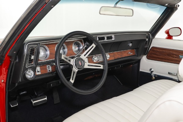 For Sale Used 1972 Oldsmobile Cutlass Supreme Show Car PS PB AC | American Dream Machines Des Moines IA 50309