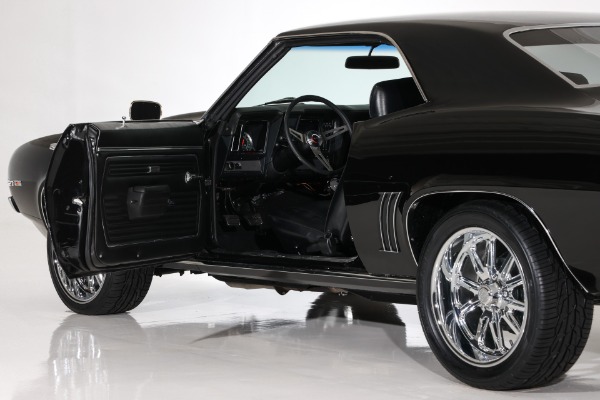 For Sale Used 1969 Chevrolet Camaro 427/425hp 4-Spd PS PB Chrome | American Dream Machines Des Moines IA 50309