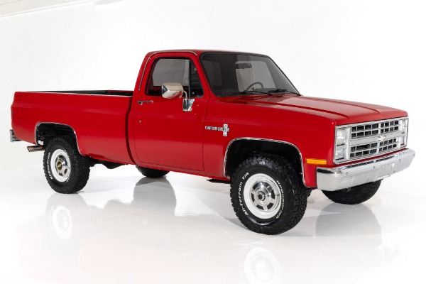 For Sale Used 1986 Chevrolet Pickup K20 4WD, 17235 Miles 350 Auto | American Dream Machines Des Moines IA 50309