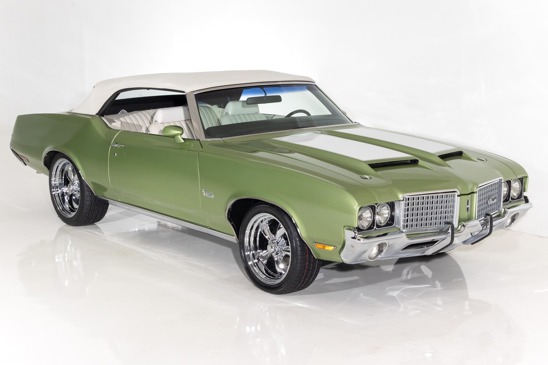 Used 1972 Oldsmobile Cutlass Rare 455 4-Speed AC PS PB | St. Petersburg, FL