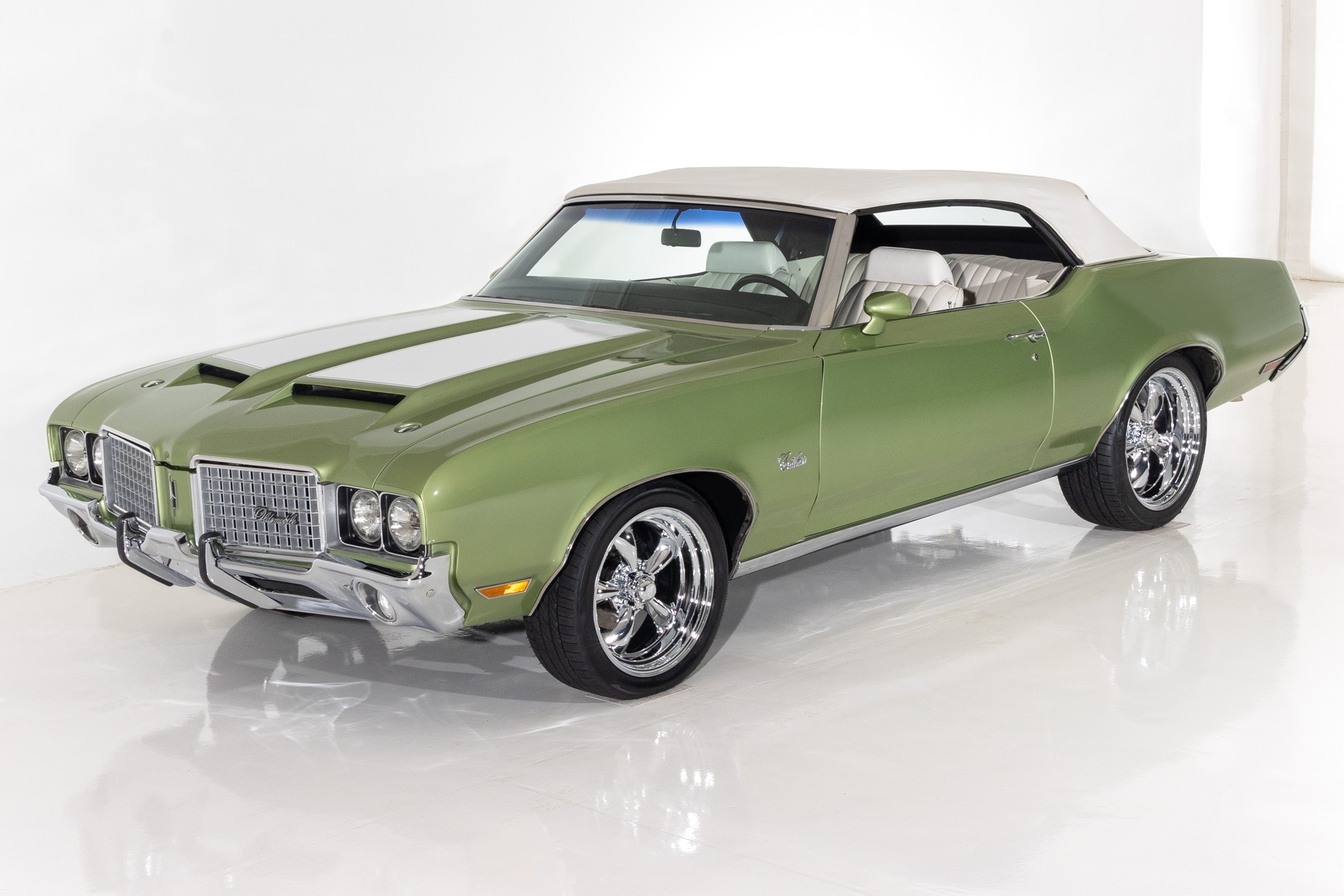 Used 1972 Oldsmobile Cutlass Rare 455 4-Speed AC PS PB | St. Petersburg, FL