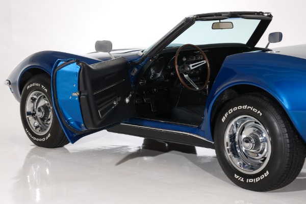 For Sale Used 1968 Chevrolet Corvette 327 4-Spd PS PB AC 2 tops | American Dream Machines Des Moines IA 50309