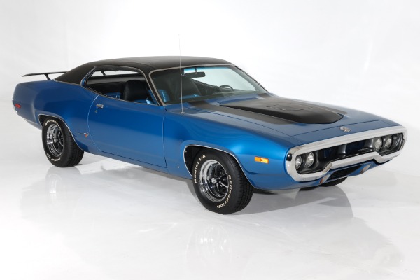 For Sale Used 1972 Plymouth Roadrunner 383, 4-Speed Pistol Grip | American Dream Machines Des Moines IA 50309