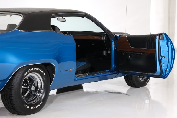 For Sale Used 1972 Plymouth Roadrunner 383, 4-Speed Pistol Grip | American Dream Machines Des Moines IA 50309