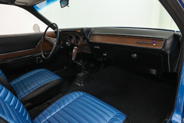 For Sale Used 1972 Plymouth Roadrunner 383, 4-Speed Pistol Grip | American Dream Machines Des Moines IA 50309