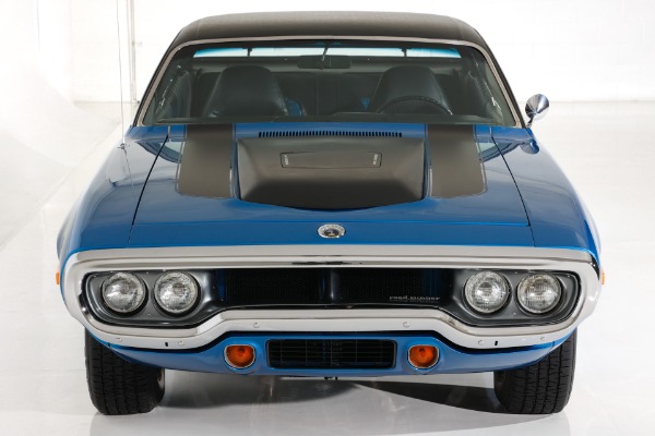 For Sale Used 1972 Plymouth Roadrunner 383, 4-Speed Pistol Grip | American Dream Machines Des Moines IA 50309