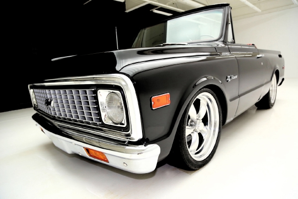 For Sale Used 1972 Chevrolet K5 Blazer houndstooth 2WD | American Dream Machines Des Moines IA 50309