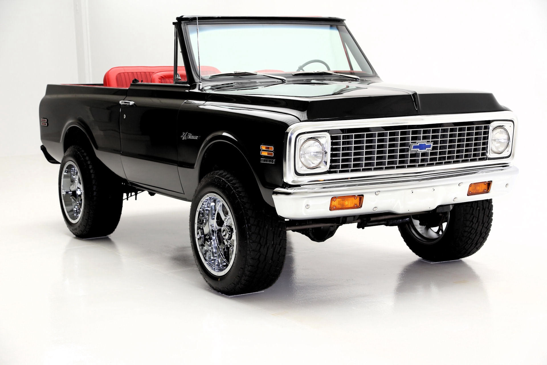 For Sale Used 1972 Chevrolet K5 Blazer 4WD Houndstooth, Chrome Wheels Ameri...