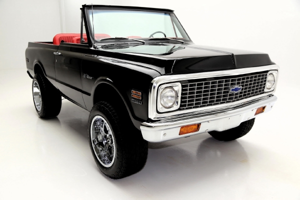 For Sale Used 1972 Chevrolet K5 Blazer 4WD Houndstooth, Chrome Wheels | American Dream Machines Des Moines IA 50309