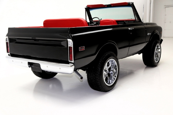 For Sale Used 1972 Chevrolet K5 Blazer 4WD Houndstooth, Chrome Wheels | American Dream Machines Des Moines IA 50309