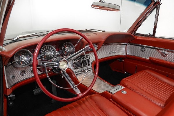 For Sale Used 1961 Ford Thunderbird Loaded 390 Auto PS PB PW AC | American Dream Machines Des Moines IA 50309